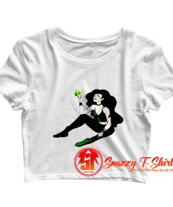 Queen of kick you in the face baddass vibes Shego Crop Top Shirt